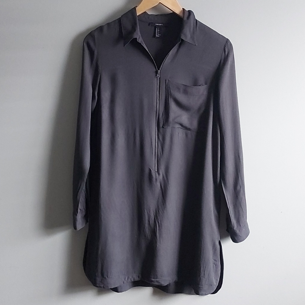 Forever 21 long sleeve half zip shirt - Small